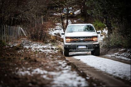 Durante la temporada de invierno aparecen otros cuidados al manejar en la ruta